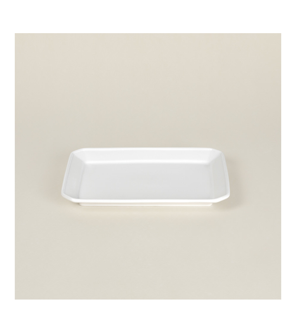 Mostrador vajilla colección High White Buffet de Eurodra en Valladolid